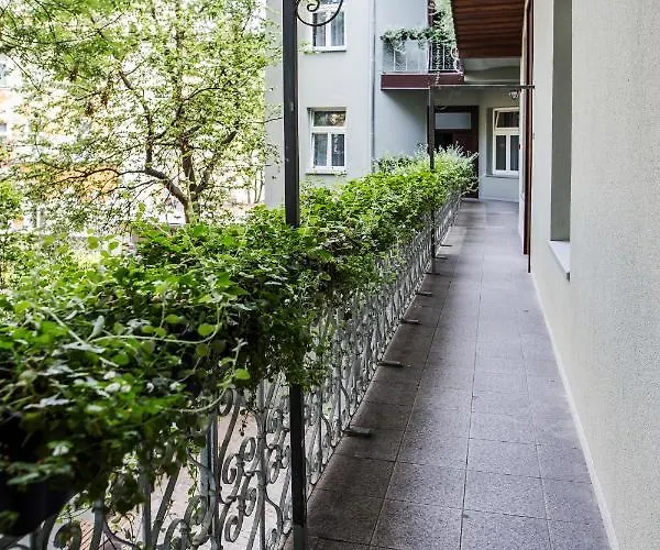 Aparthotel Old Town 3*