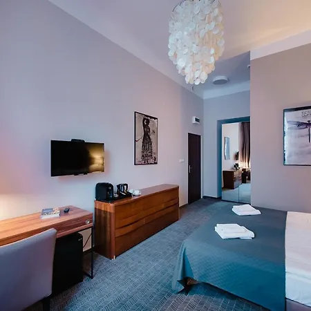 Old Town Apartahotel