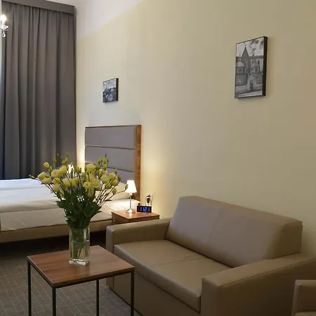 Old Town 3* Cracovia