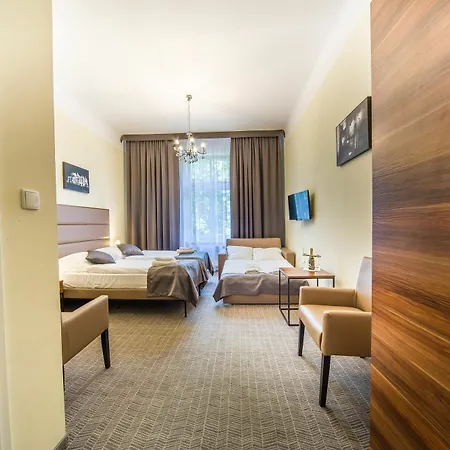 Apartahotel Old Town 3*