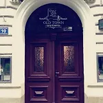 Apartahotel Old Town 3*