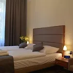 Old Town 3*