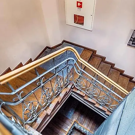 Old Town Aparthotel 4*