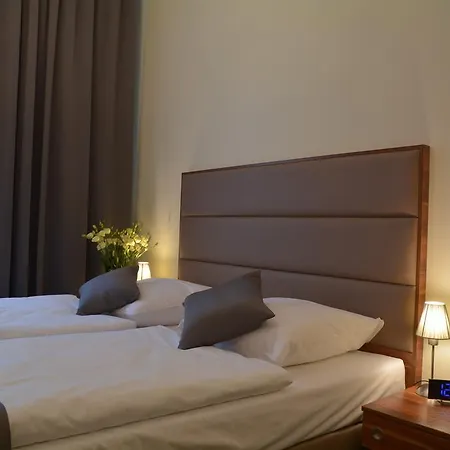 Old Town 4*